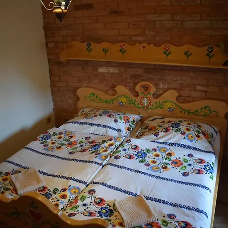 Na Gazdovskom Dvore בית הארחה