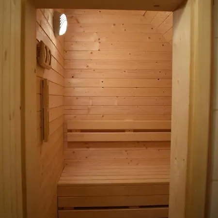 Na Gazdovskom Dvore בית הארחה