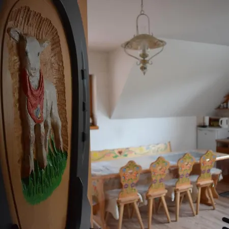 Na Gazdovskom Dvore 3*